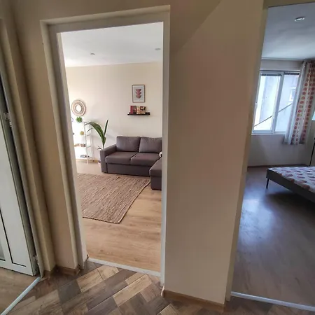 By The Cathedral, 1 Bed Flat Daire Varna