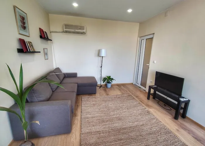 By The Cathedral, 1 Bed Flat Appartamento Varna